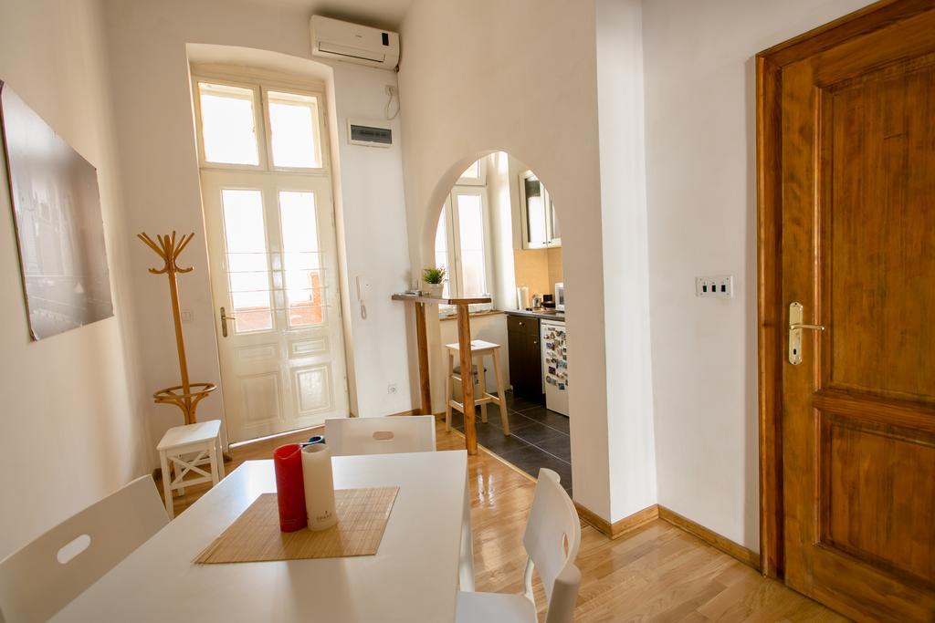 Knez Mihailova Apartment Belgrade Extérieur photo